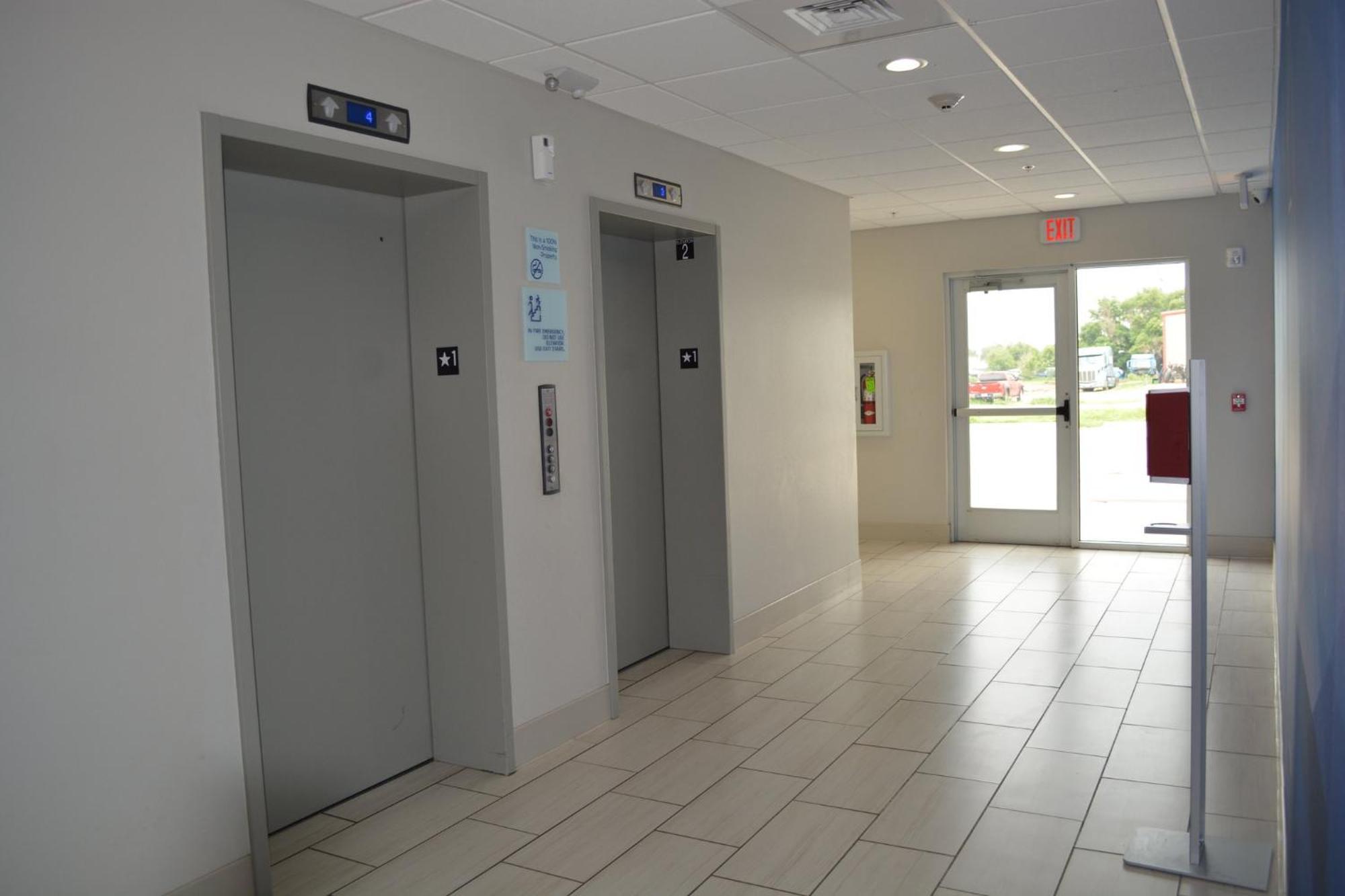 Holiday Inn Express & Suites Liberal Dış mekan fotoğraf