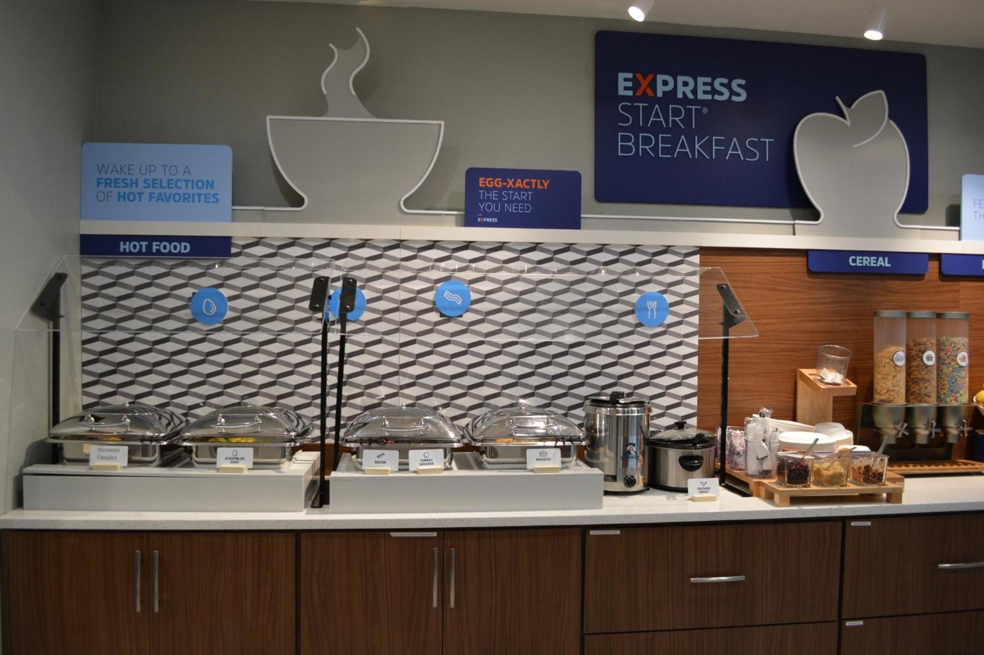 Holiday Inn Express & Suites Liberal Dış mekan fotoğraf