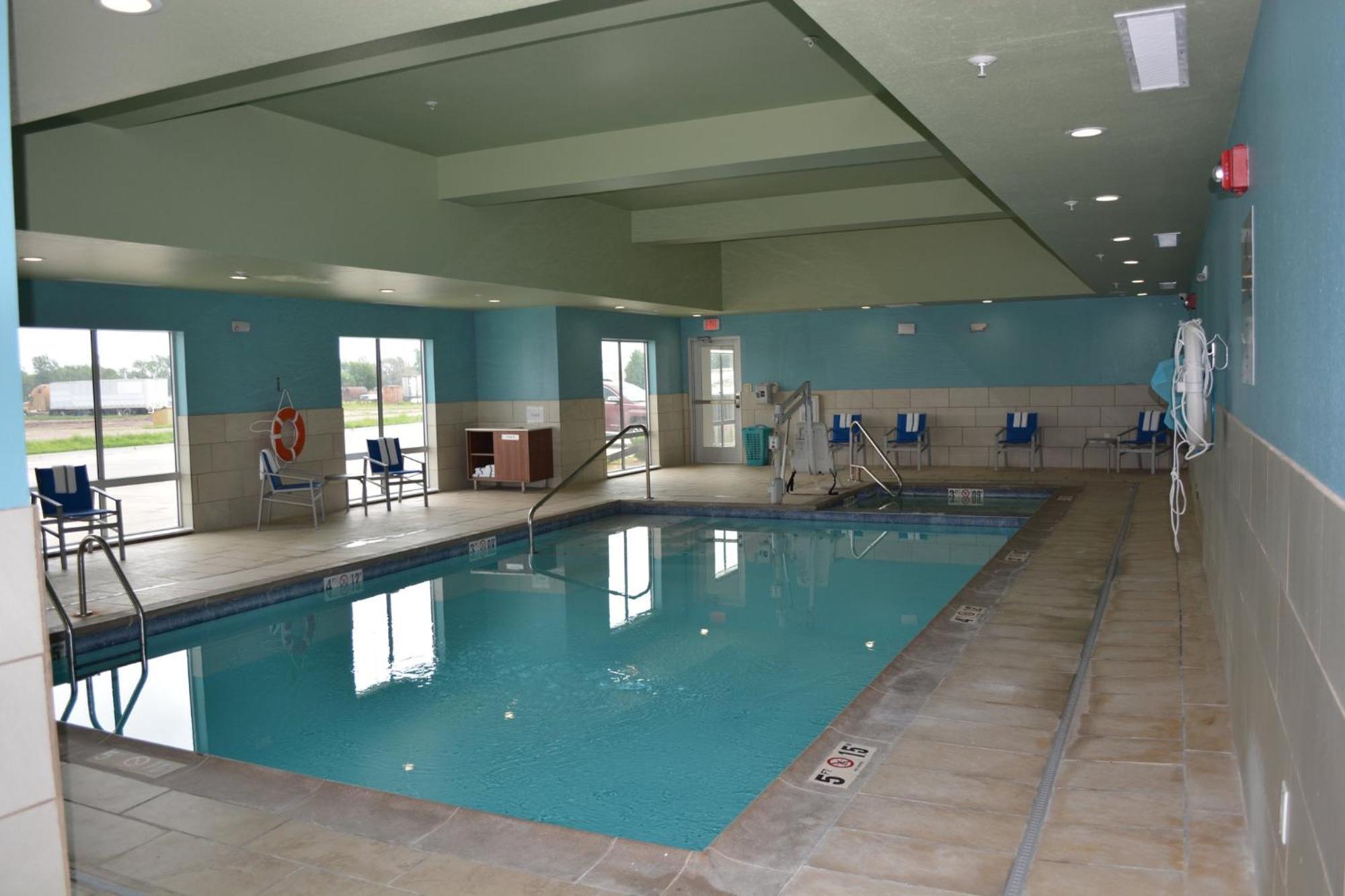Holiday Inn Express & Suites Liberal Dış mekan fotoğraf