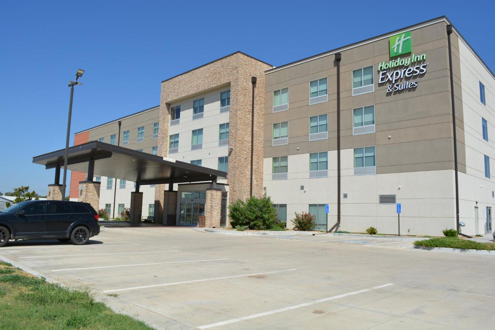 Holiday Inn Express & Suites Liberal Dış mekan fotoğraf