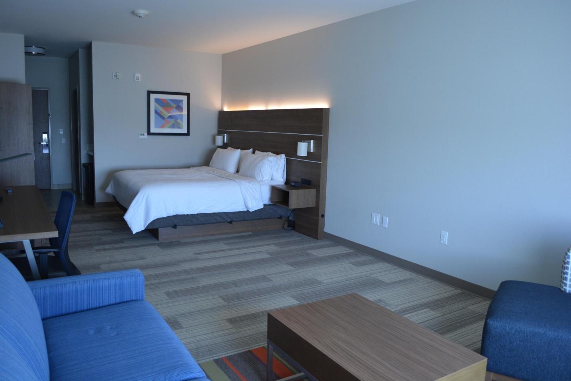 Holiday Inn Express & Suites Liberal Dış mekan fotoğraf