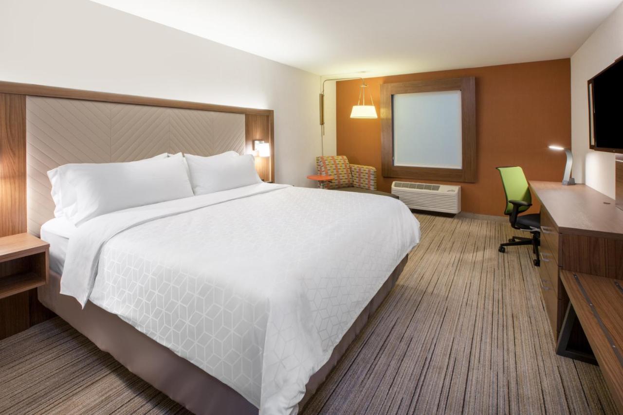 Holiday Inn Express & Suites Liberal Dış mekan fotoğraf